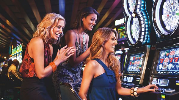 ey295 VIP Baccarat Tables